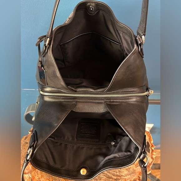 Coach Edie Signature Jacquard Hobo Shoulder Bag 33523 EUC - Picture 8 of 17